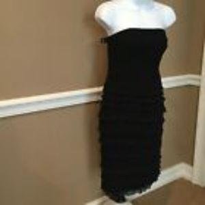 Liz Claiborne Black Strapless Layered Ruffle knee length Party Dress 6